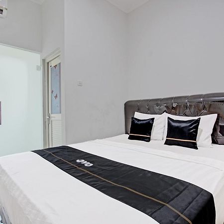 Hotel Capital O 91377 Mk Prime Syariah Semarang Exterior foto