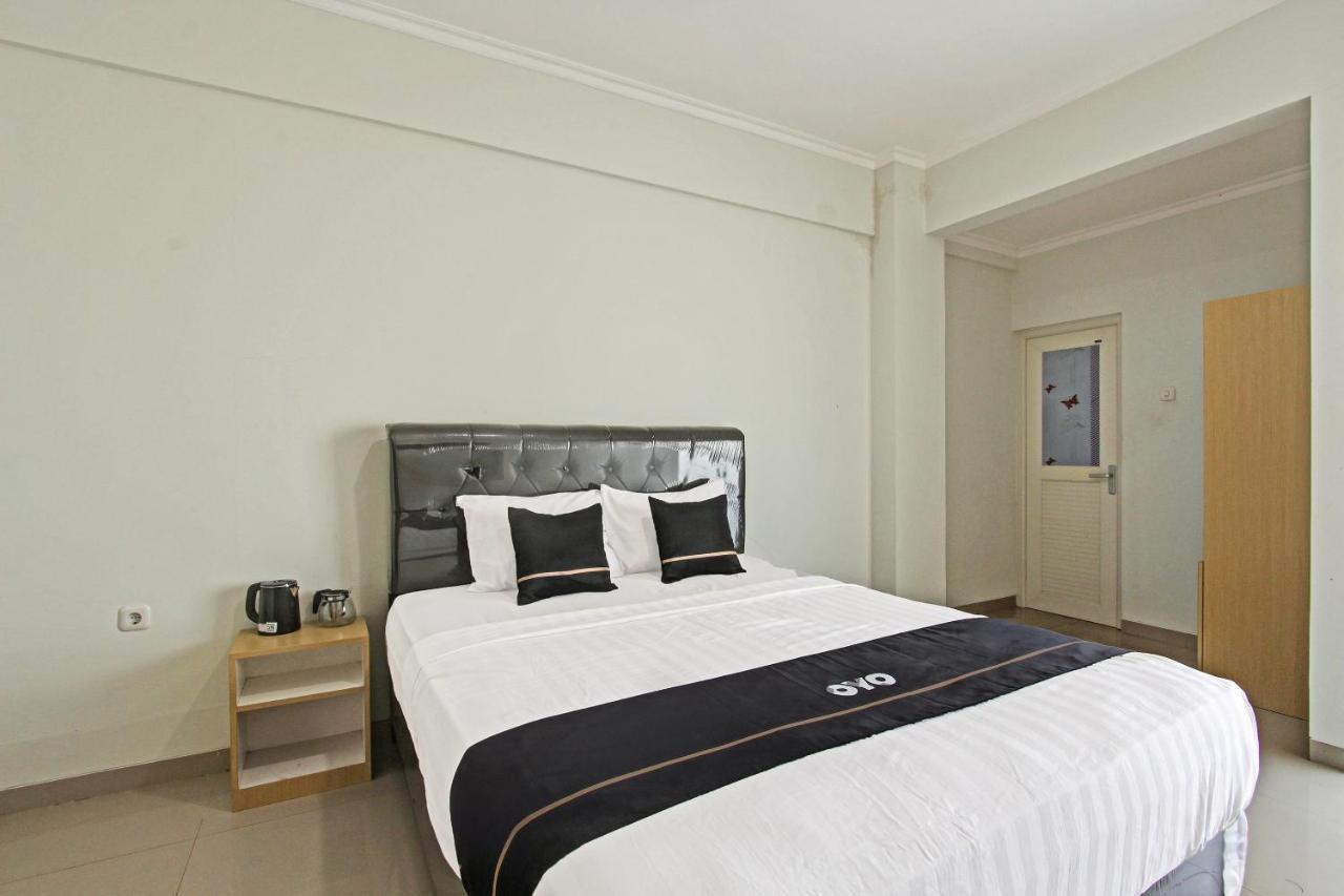 Hotel Capital O 91377 Mk Prime Syariah Semarang Exterior foto